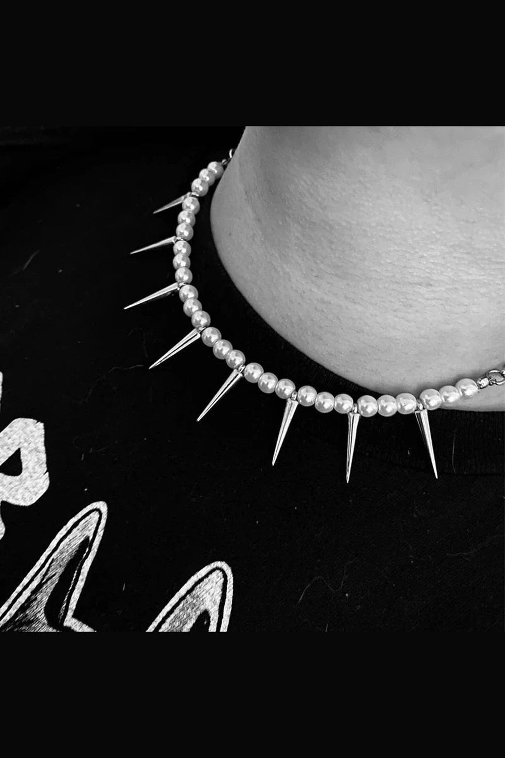 Y2k Pearl Spike Necklace
