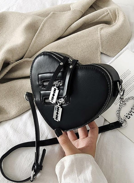 Punk Heart Blade Zipper Chain Bag - Bags