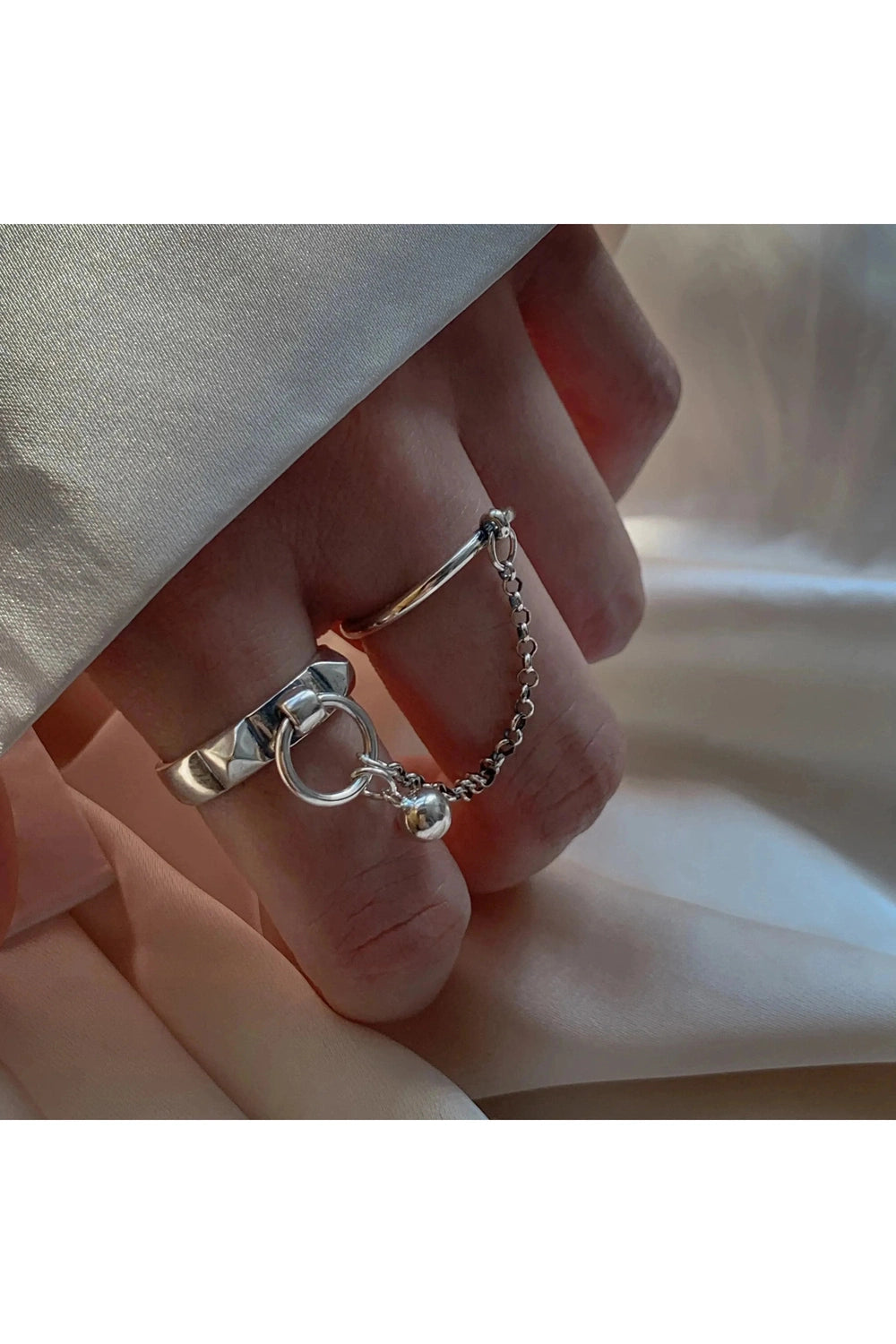 Y2k Round Geometric Ring