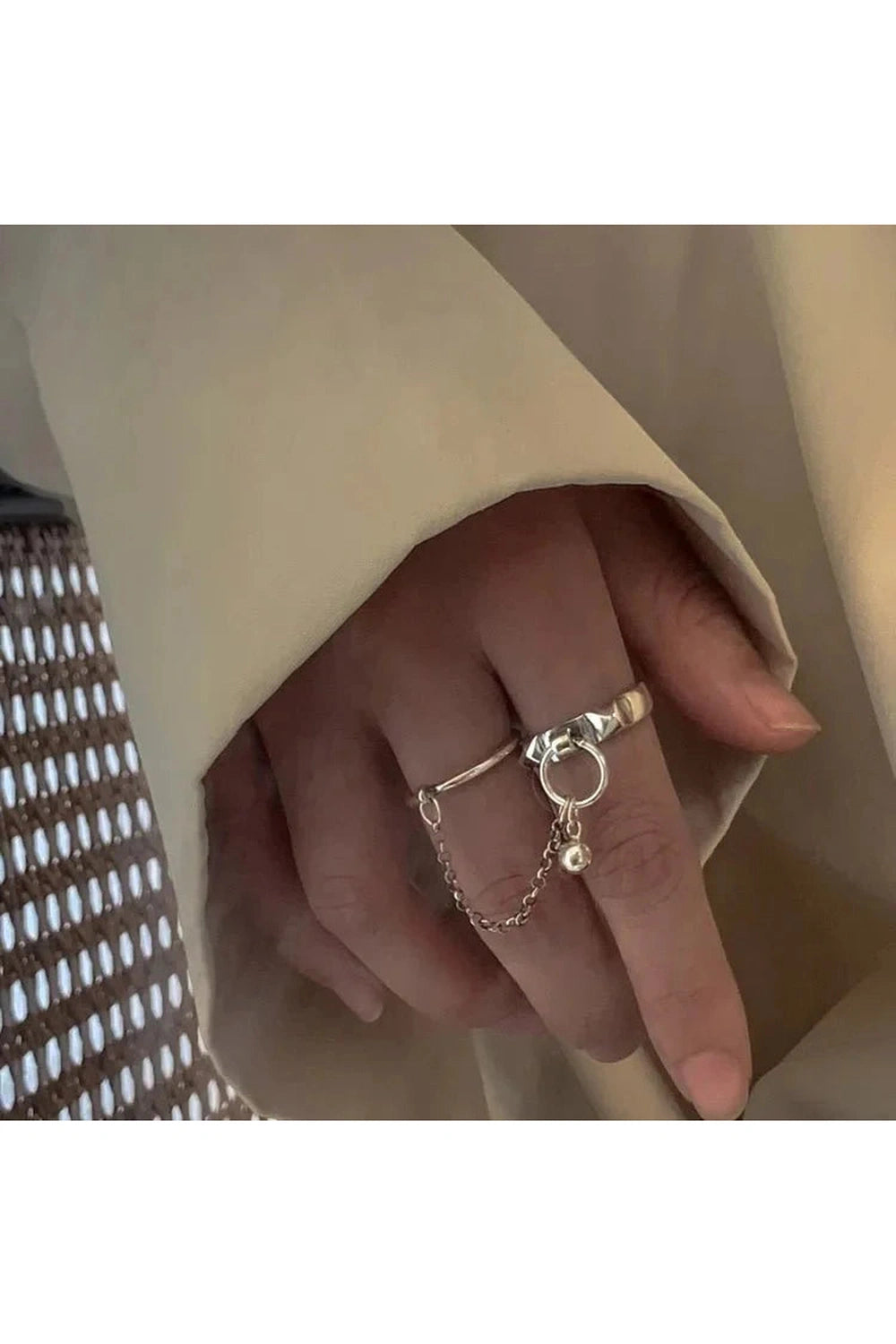 Y2k Round Geometric Ring