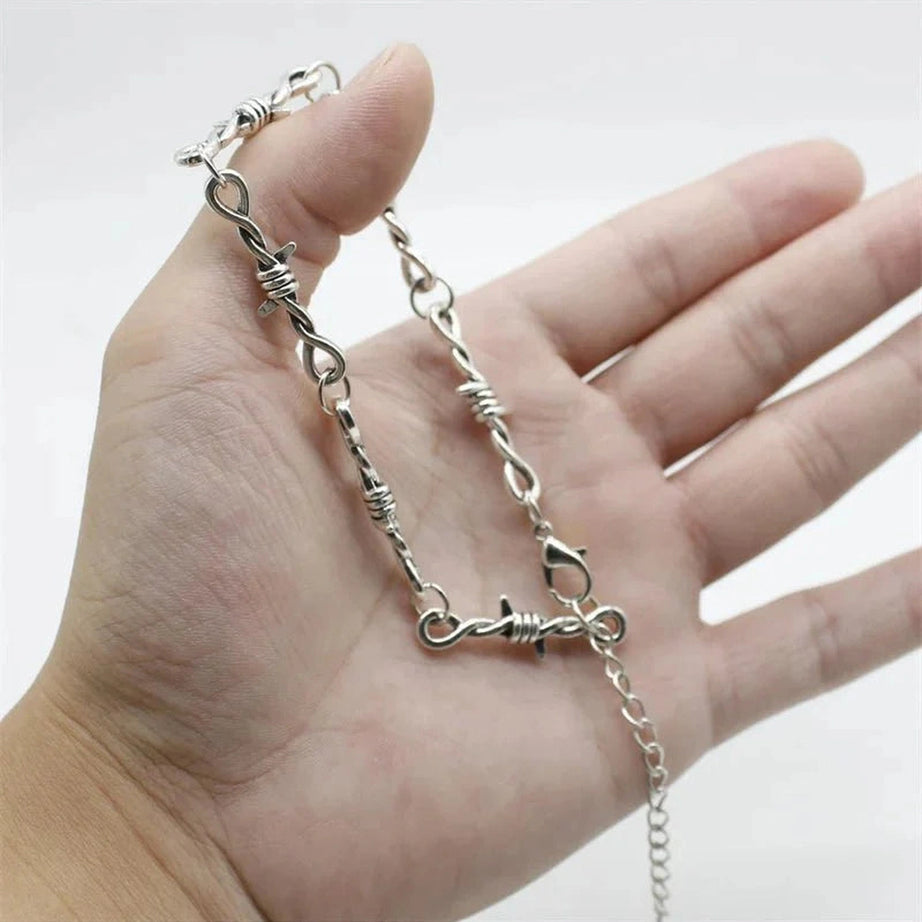 Y2k Twisted Elegance Bracelet