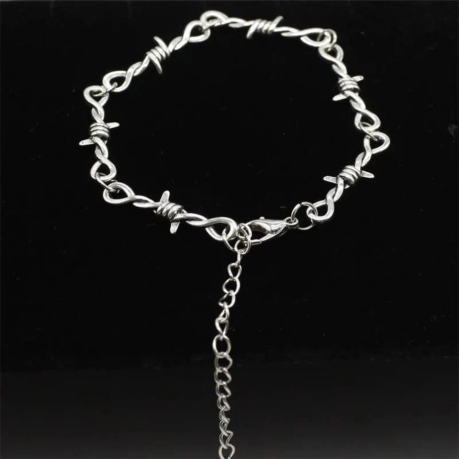 Y2k Twisted Elegance Bracelet